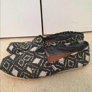 Men’s Toms Limited Edition